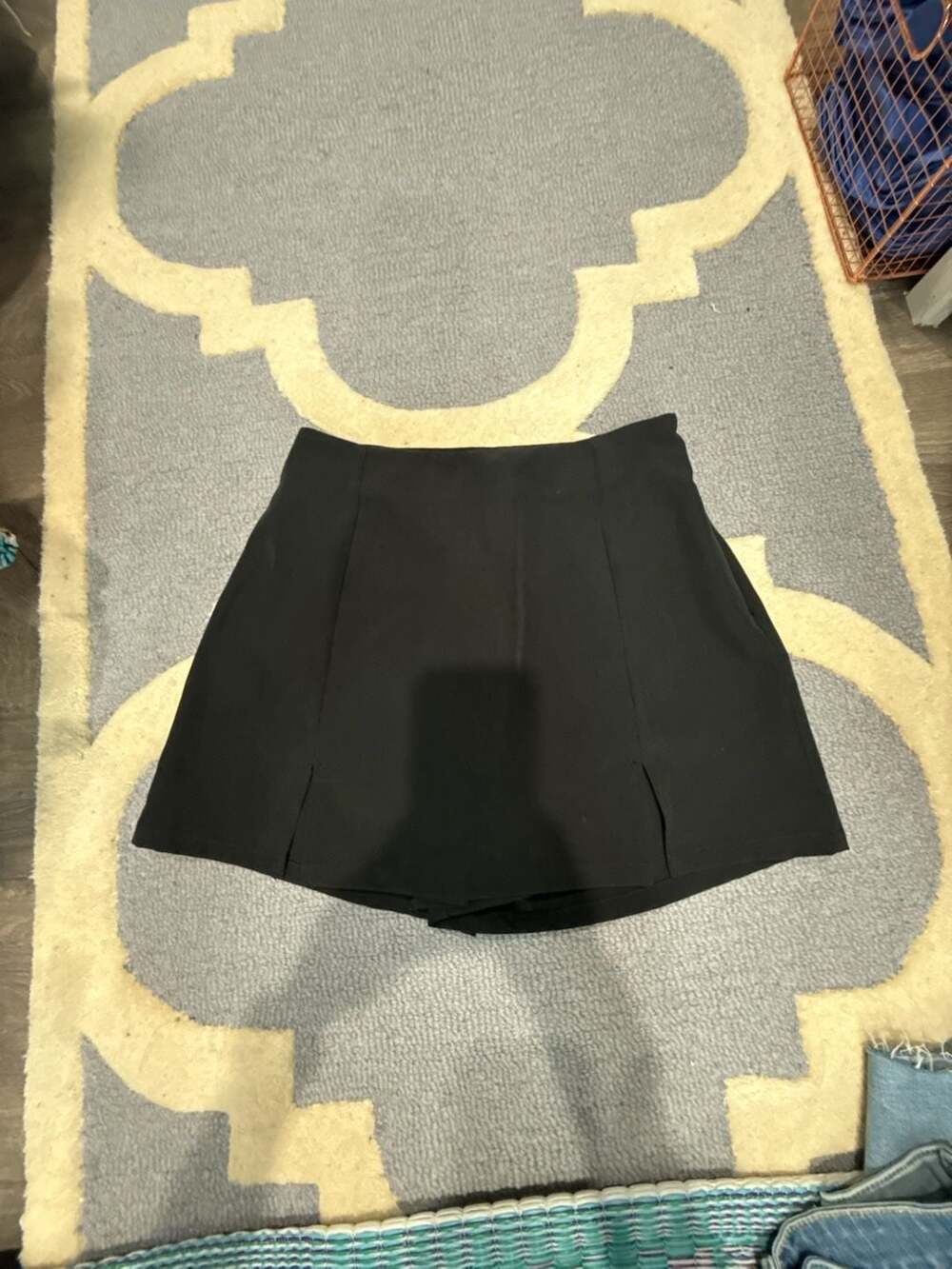 Sincerely Jules Skort Size S Black Slit Mini Shorts